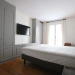 Appartement de 161 m² avec 5 chambre(s) en location à Paris