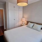 Rent 3 bedroom apartment of 150 m² in União das Freguesias de Matosinhos e Leça da Palmeira