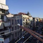 Affitto 3 camera appartamento di 60 m² in Napoli