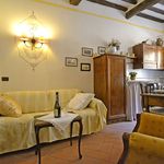Rent 4 bedroom apartment of 80 m² in Cortona