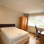 Rent 4 bedroom house in Preston