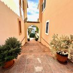 Rent 10 bedroom house of 280 m² in Marbella