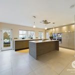 Rent 6 bedroom house in Clitheroe