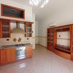 Rent 2 bedroom apartment of 72 m² in Afragola