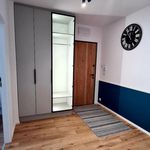 Wynajmij 4 sypialnię apartament z 90 m² w Warszawa