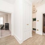 Rent 3 bedroom apartment in Teddington