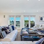 Rent 3 bedroom apartment of 371 m² in Malibu