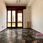 Affitto 3 camera appartamento di 150 m² in Vicenza