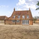 Rent 4 bedroom house in Chichester
