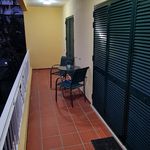 Rent 1 bedroom apartment of 65 m² in Funchal