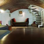 Affitto 1 camera appartamento di 63 m² in Milano