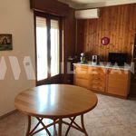 Rent 4 bedroom house of 100 m² in Pozzallo