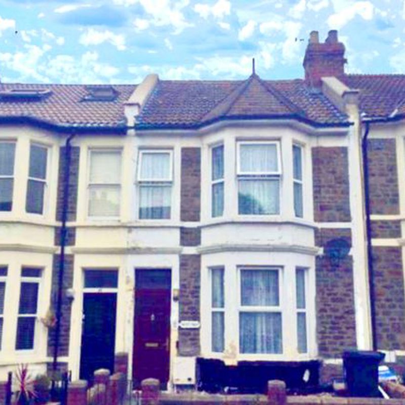 Terraced house to rent in Russell Road, Bristol BS16 Chester Park