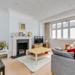 Rent 4 bedroom house of 131 m² in London
