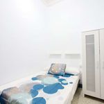Rent a room of 300 m² in Catarroja