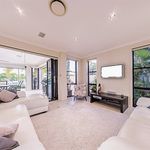 Rent 4 bedroom house of 690 m² in Brisbane City