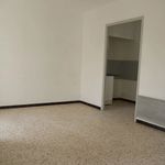 Appartement de 44 m² avec 3 chambre(s) en location à Carpentras