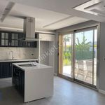 Rent 6 bedroom house of 320 m² in İzmir