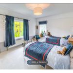 Rent 5 bedroom house in Arundel