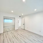 Rent 3 bedroom apartment of 104 m² in Los Angeles