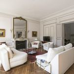 Rent 3 bedroom apartment of 185 m² in Paris