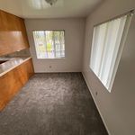 Rent 2 bedroom apartment in Newark