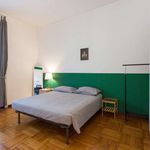 Rent 4 bedroom apartment of 120 m² in Milano