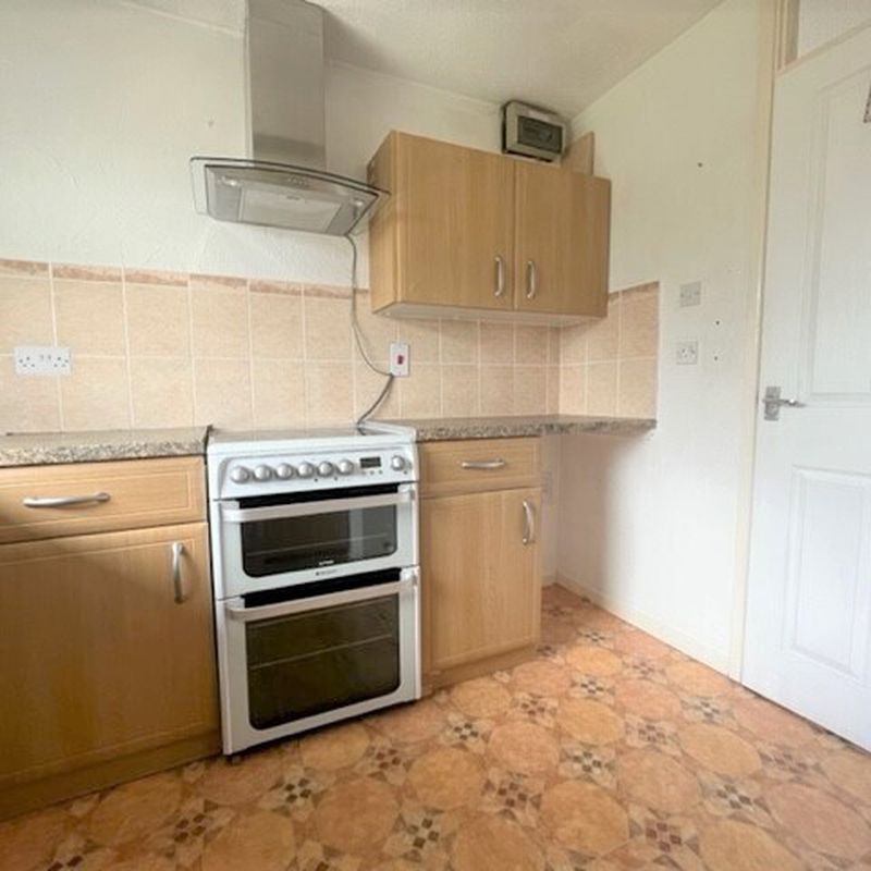 2 bedroom property to let in Maes Y Siglen, CAERPHILLY - £950 pcm Trecenydd