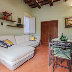 Rent 3 bedroom apartment of 98 m² in Florence
