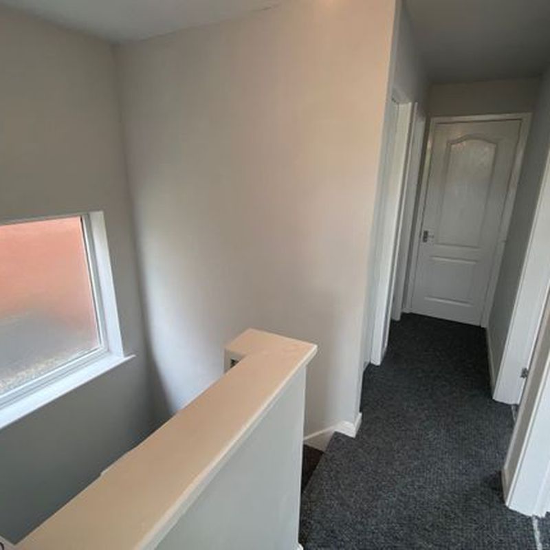 Town house to rent in Parkway, Sutton-In-Ashfield NG17 Stanton Hill