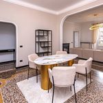 Affitto 4 camera appartamento di 170 m² in Genoa