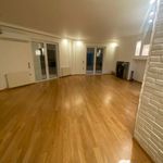 Rent 2 bedroom apartment of 93 m² in Glyfada
