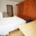 Rent 5 bedroom apartment of 180 m² in Madrid