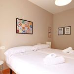 Rent 4 bedroom apartment of 140 m² in Barcelona
