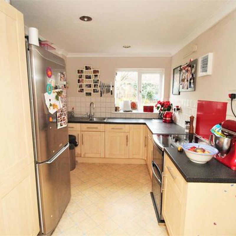 Shared accommodation to rent in Chaney Road Bills Package Available, Wivenhoe CO7