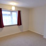 Rent 3 bedroom flat in High Wycombe