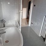 Rent 5 bedroom house of 90 m² in Frosinone