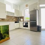 Rent 4 bedroom house of 110 m² in Budapest