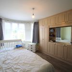 Rent 4 bedroom house in Harrow