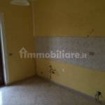 Rent 4 bedroom apartment of 155 m² in Settingiano