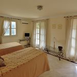 Rent 5 bedroom house of 480 m² in Benahavís