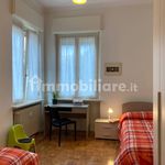 Affitto 3 camera appartamento di 110 m² in Cuneo
