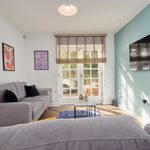 Rent 3 bedroom apartment of 53 m² in Leeds
