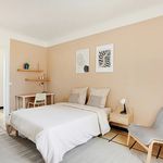 Rent 1 bedroom apartment of 16 m² in Clamart