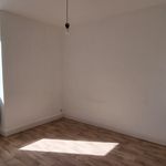 Rent 4 bedroom apartment of 77 m² in Privas