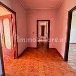 Rent 4 bedroom apartment of 194 m² in Casoria