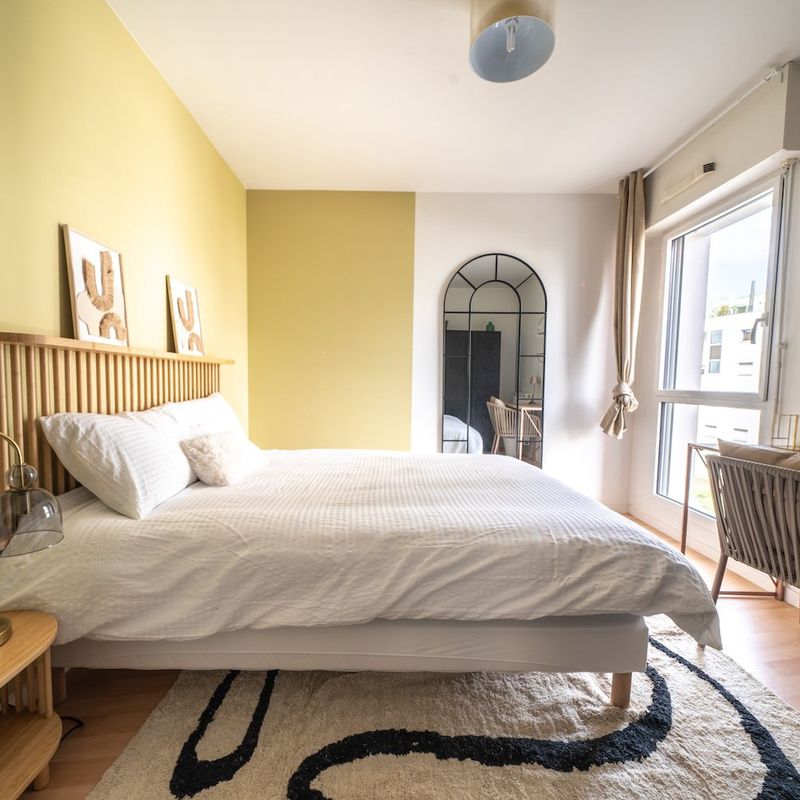 Move into this pleasant 11 m² coliving room on the Île de Nantes reze