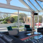 Rent 6 bedroom house of 225 m² in Marseille