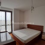 Rent 2 bedroom apartment of 60 m² in Rho
