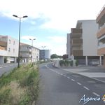 Rent 3 bedroom apartment of 62 m² in Saint-Cyprien
